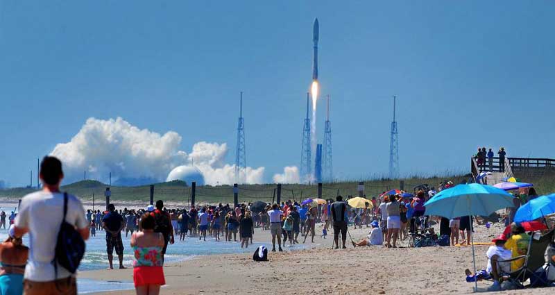 C3-Rocket-Launch-800x425